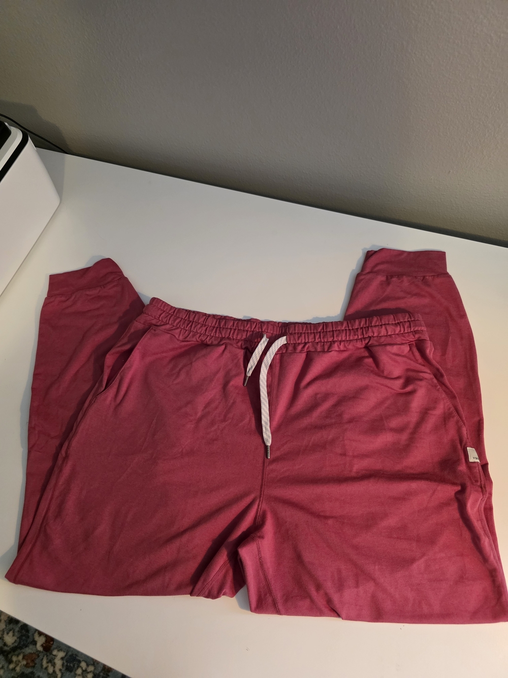 Vuori Halo Performance Joggers Raspberry Pink Drawstring XL
